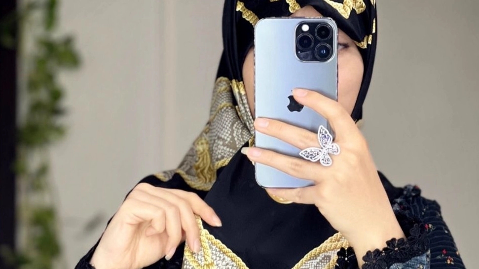 خرید روسری نخی و گلدار در اصفهان