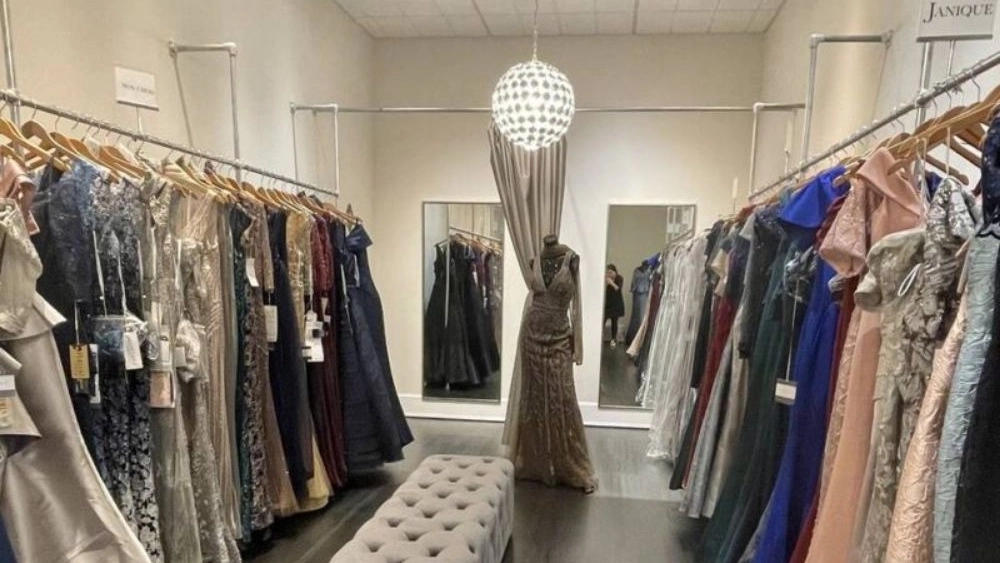 خرید لباس زنانه با کیفیت بالا در اصفهان