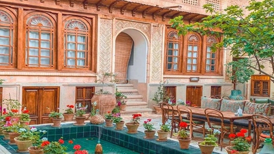 اجاره سوئیت و اتاق بومگردی در مرد یخی