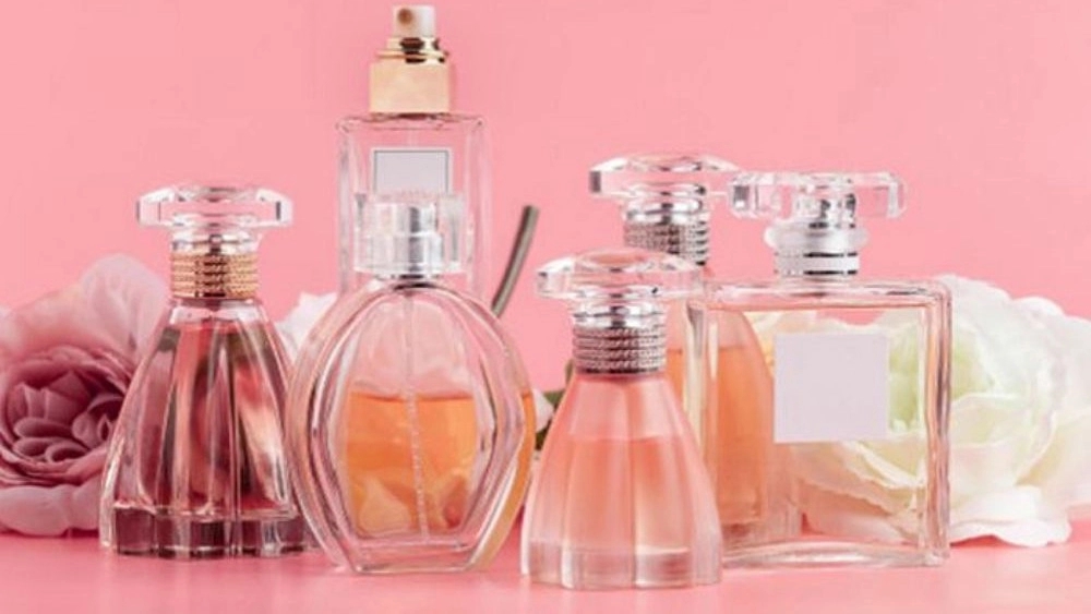 فروش عطر و ادکلن ماندگار در لارک قشم