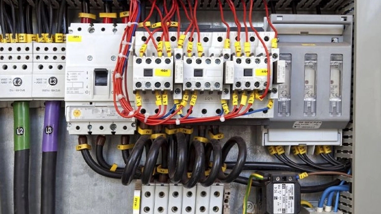 آموزش تخصصی مونتاژ تابلو برق و اتوماسیون PLC زیمنس