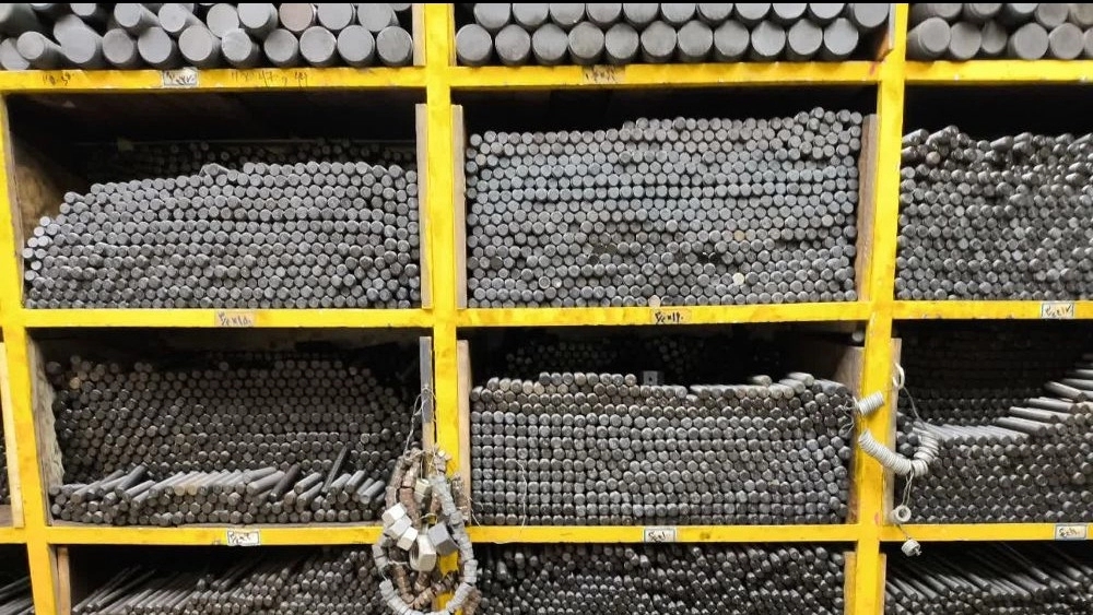 راهنمای جامع خرید و انتخاب استادبولت (Stud Bolt)؛ آنچه باید درباره استانداردها و کاربردها بدانید