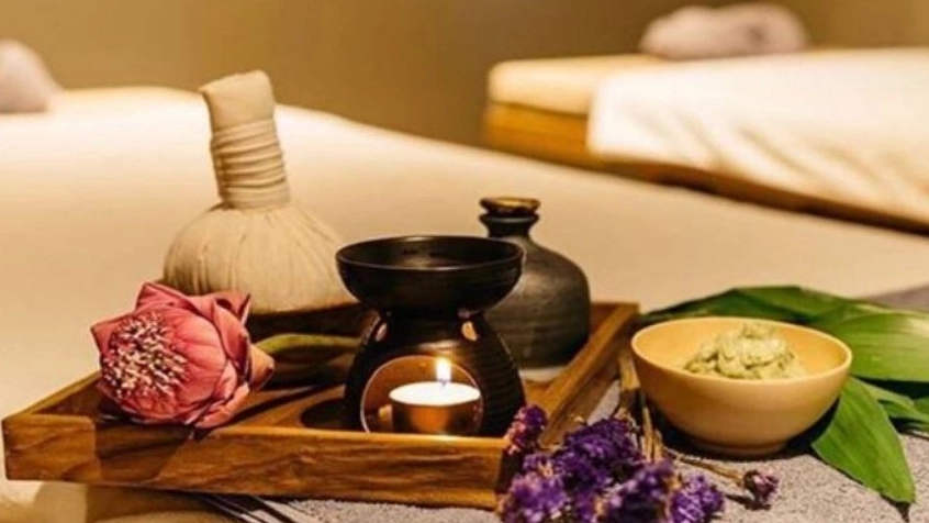 ماساژ درمانی و ریلکسی با کلینیک ژیلاوَش