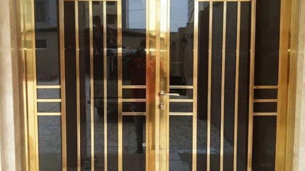 تغییر دکوراسیون با سازه‌های مدرن استیل اجرای نرده و درب استیل در مازندران