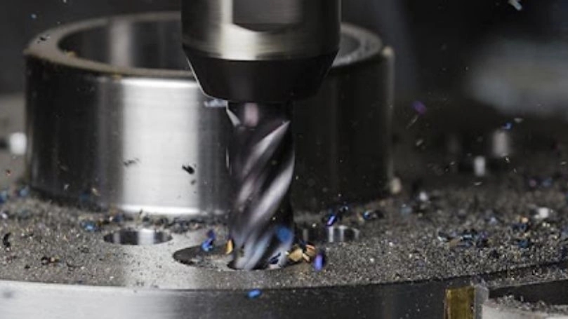 خدمات تخصصی قالب‌سازی و فرزکاری CNC تبریز
