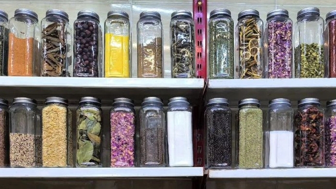 تولیدی ادویه معطر احمدی، تولید و فروش انواع ادویه ارگانیک در مشهد