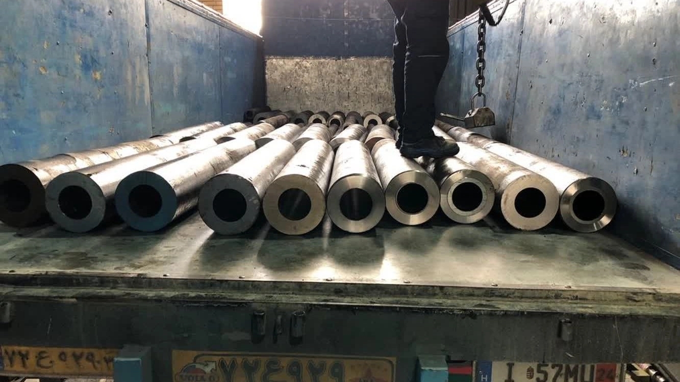 سوراخ‌کاری تخصصی گاردریل با دستگاه CNC در تهران