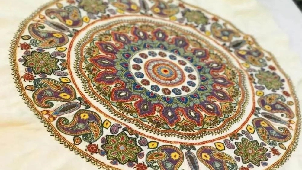 خرید مستقیم پته ساعت کرمان و رومیزیهای خاص