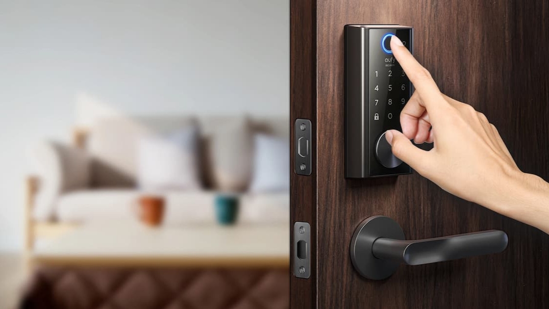 In what places is the smart lock used?