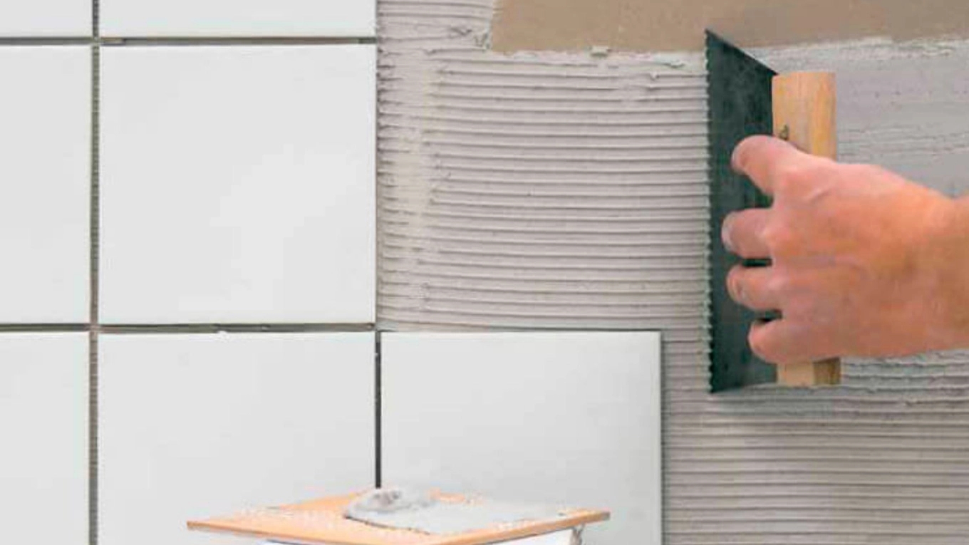 چسب کاشی پودری چیست؟ روش استفاده از آن چگونه است؟