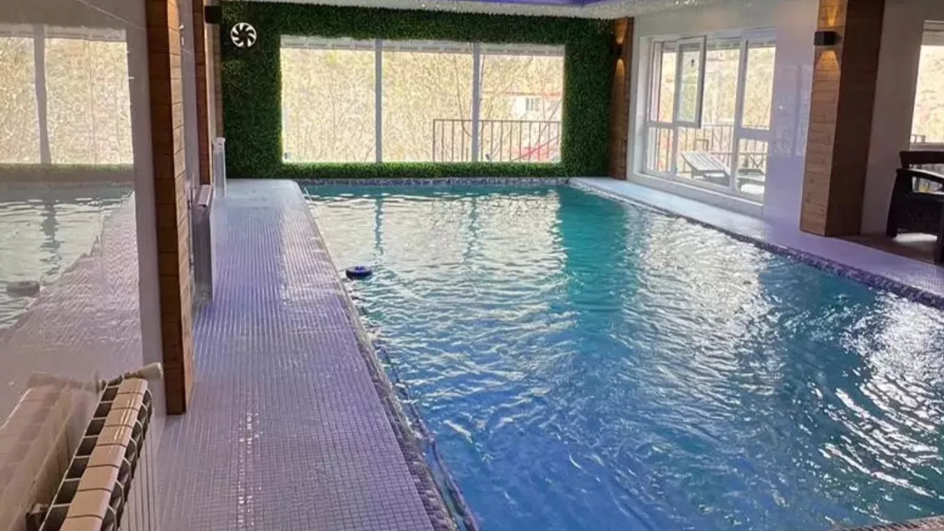 فواید و مزایای استفاده از استخر