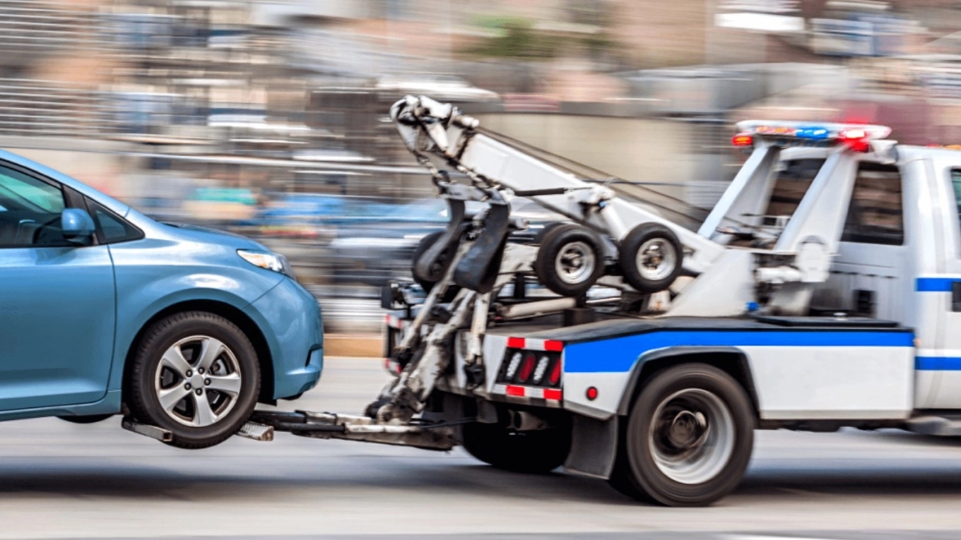 دلایل روشن شدن چراغ دینام خودرو