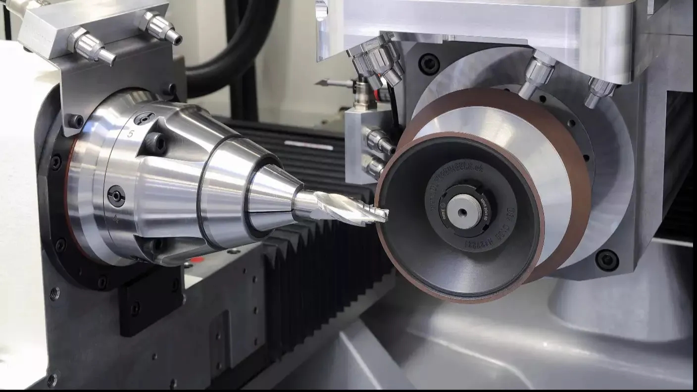 معرفی دستگاه فرز CNC سی ان سی | دستگاه فرز CNC چیست؟