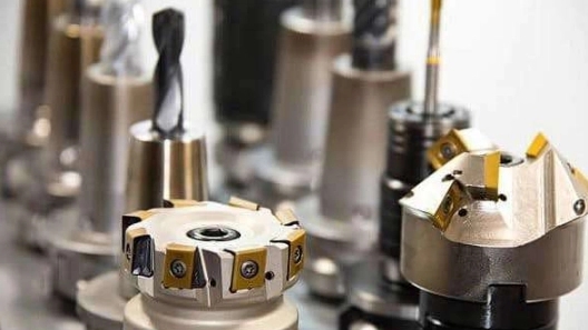 آشنایی با ابزارهای فرزکاری