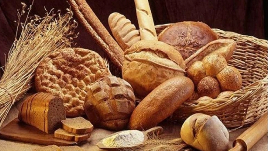 چرا باید نان سبوس‌دار بخوریم؟ مزایای نان سبوس‌دار