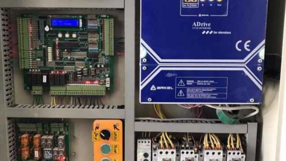 چگونه تابلو آسانسور مناسب انتخاب نماییم