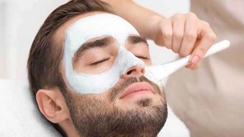 پاکسازی پوست آقایان