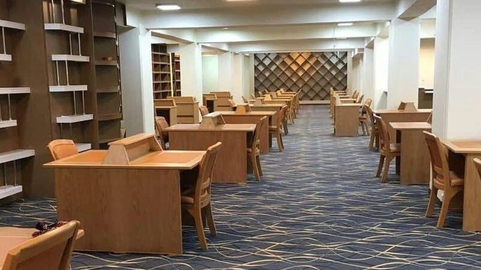 What is a boarding house?