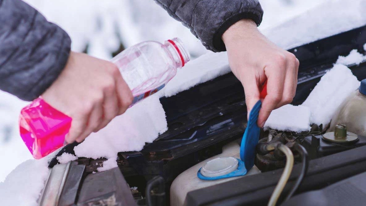 ضدیخ چیست و چگونه باید از آن استفاده کرد؟