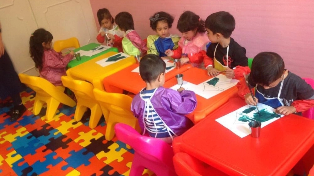 مهد کودک و پیش دبستانی آشیانه گلها در خرم دشت قزوین