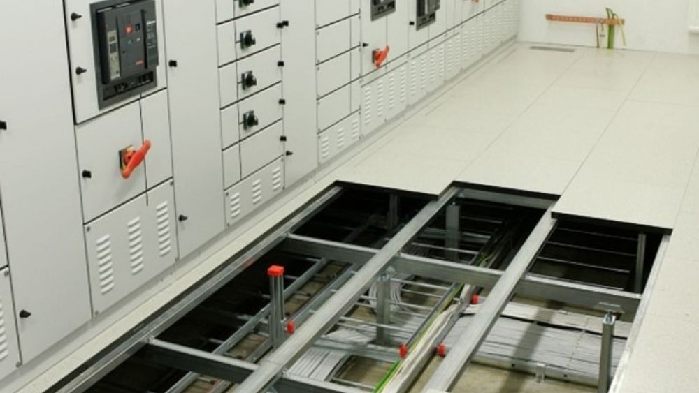 کف کاذب آنتی استاتیک و مزایای آن در اتاق سرور