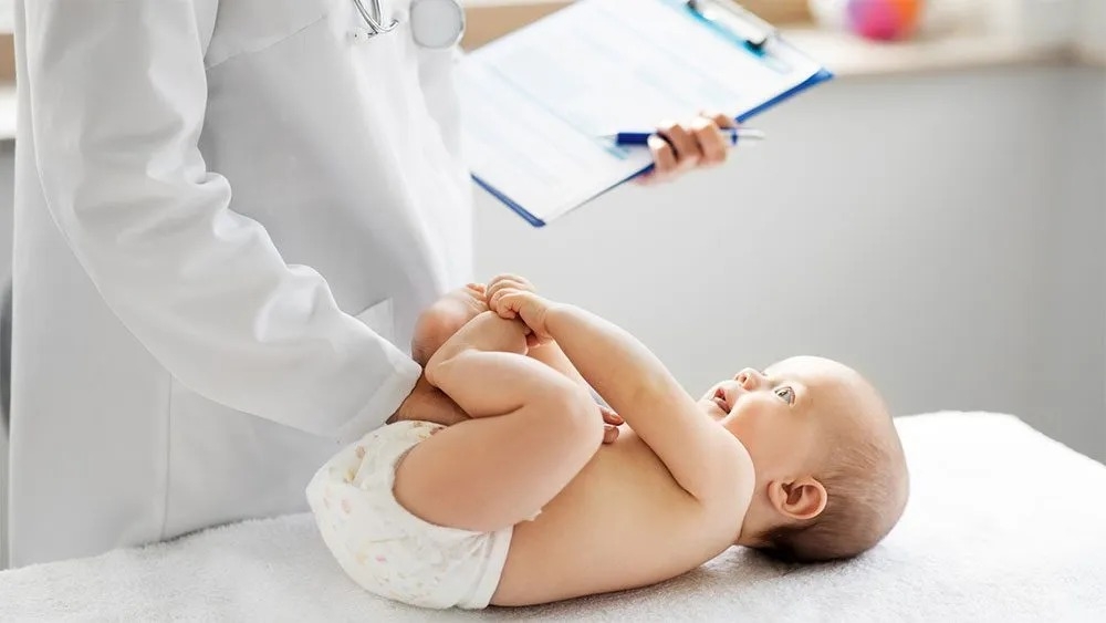 دکتر مازیار مرتضوی فوق تخصص اطفال و نوزادان