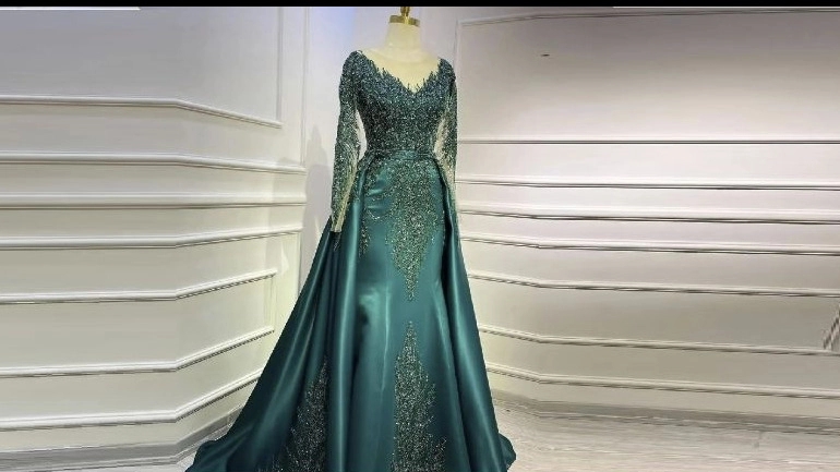 فروش لباس مجلسی زنانه شیک در ایلام
