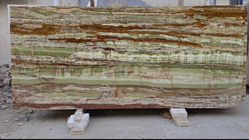 سنگ‌ فروشی تخصصی تراورتن مرمریت و اسلب در میاندوآب