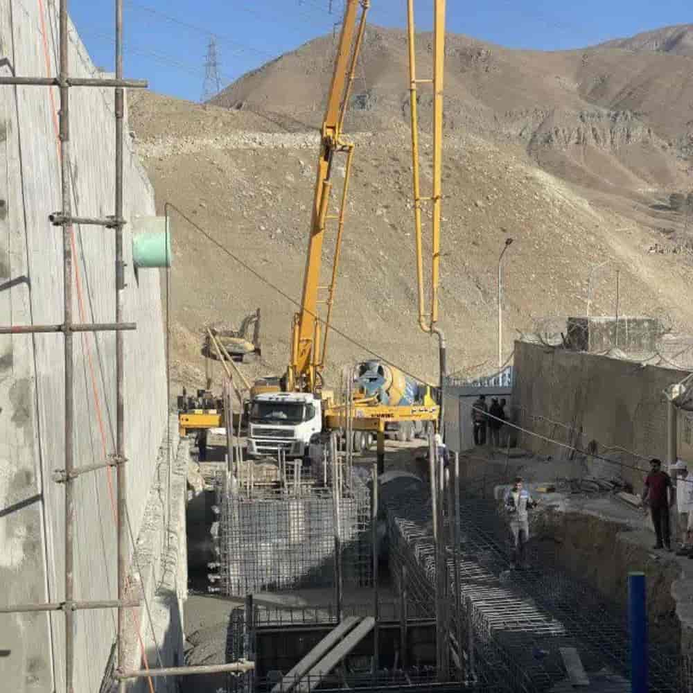 ساخت مخزن 5000متر مکعبی عظیمیه کرج