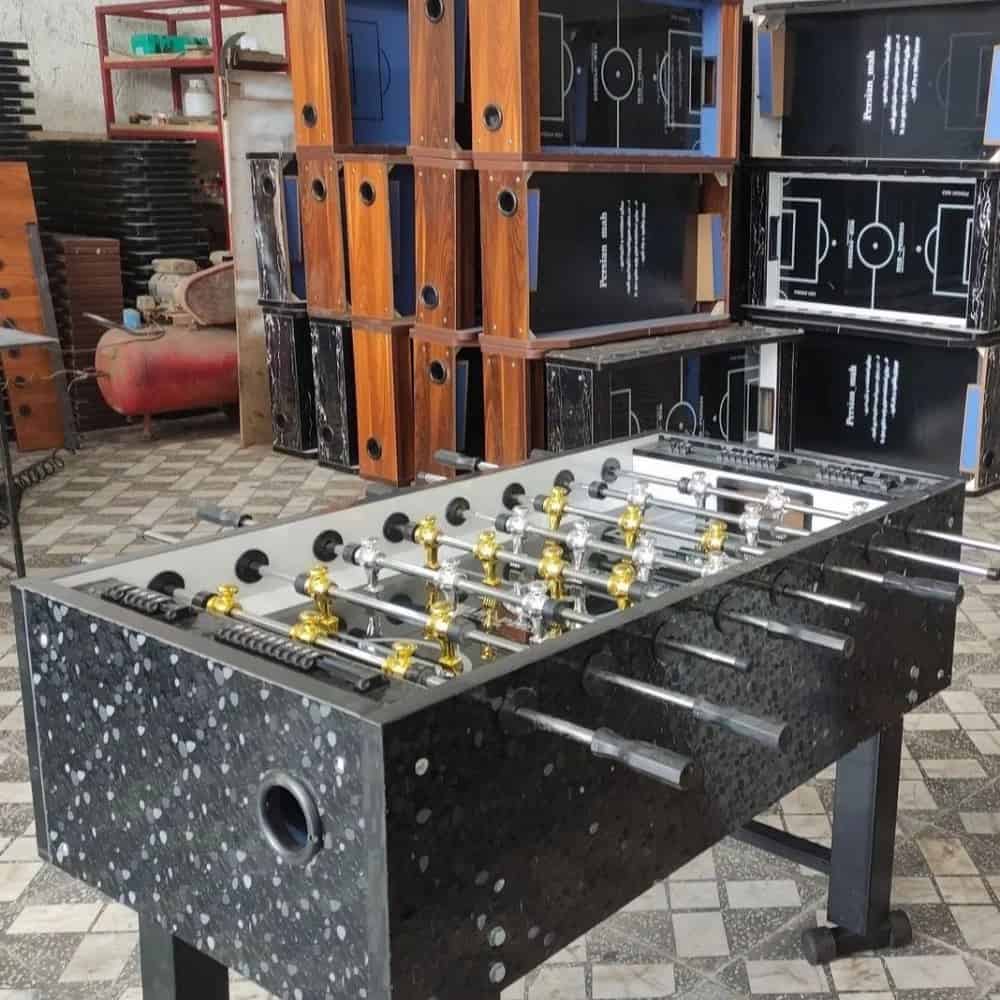 فوتبال دستی هایگلاس کف شیشه