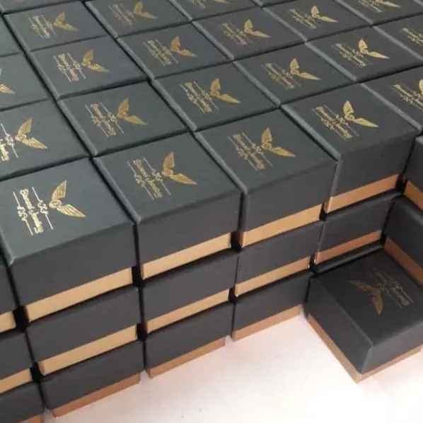 هاردباکس تلسکوپی یا درب و زیره