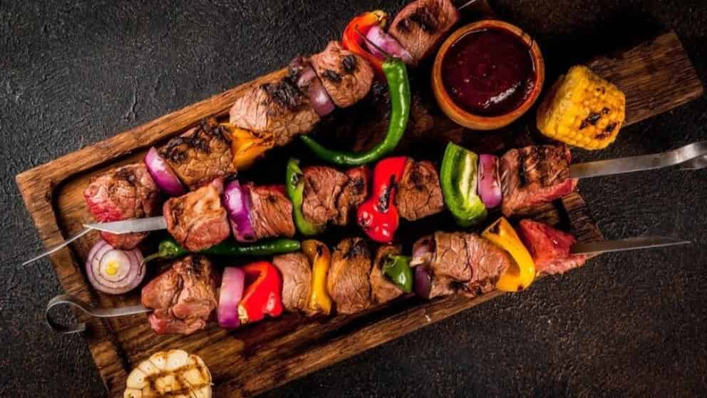 همه چیز درمورد انواع کباب در رشت