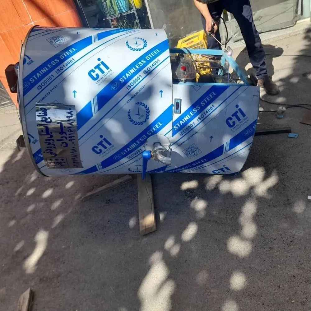 نصب قسمت توزین روی مخزن شیر سردکن