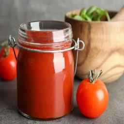 فروش عمده و صادرات رب گوجه هامان رخ جوانبخت در اصفهان
