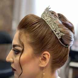 سالن زیبایی نازیلا