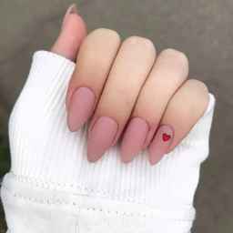 خدمات ناخن آمنه