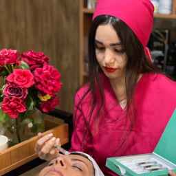 خدمات پوستی فاطیما عباسی