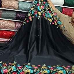 پارچه سرای معتمد