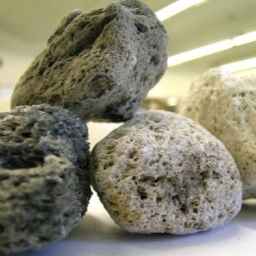 Sale and distribution of Moazzami mineral pumice in Qorveh