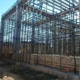 Metal scaffolding is reassuring