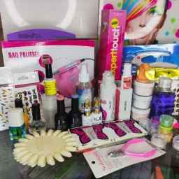 فروشگاه آرایشی نگین ، فروش تخصصی لوازم کاشت ناخن و مژه در رشت گیلان