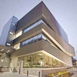 رایان نمای شمال، اجرای نمای کامپوزیت در آمل مازندران