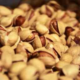 خشکبار دربان، فروش عمده و صادرات پسته گردو و بادام زمینی در تهران