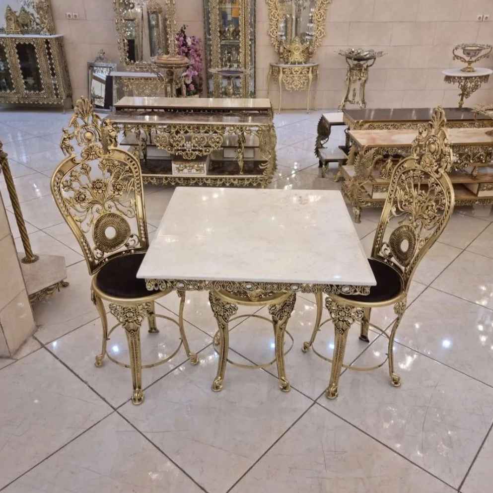 میز ناهارخوری