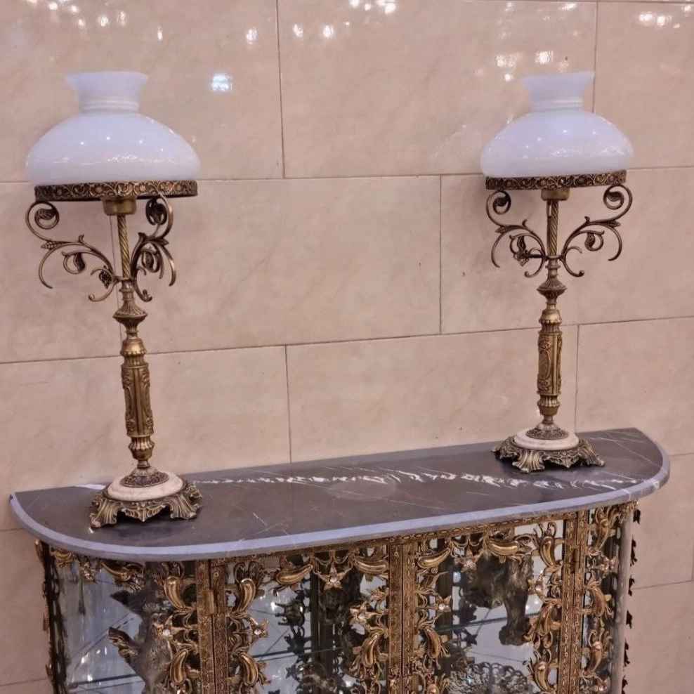 کنسول و شمعدان