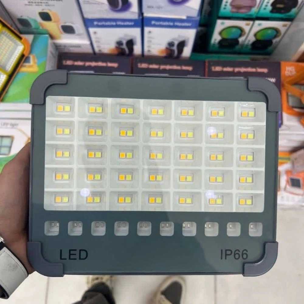 قیمت پروژکتور سولار