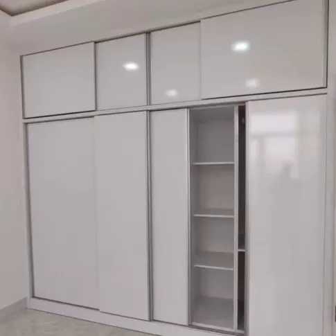 کابینت  و کمد دیواری کاج