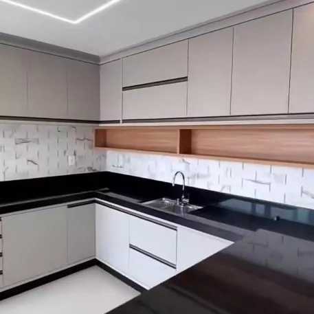 کابینت  و کمد دیواری کاج