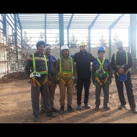 اجرای سقف ساندویچ پنل