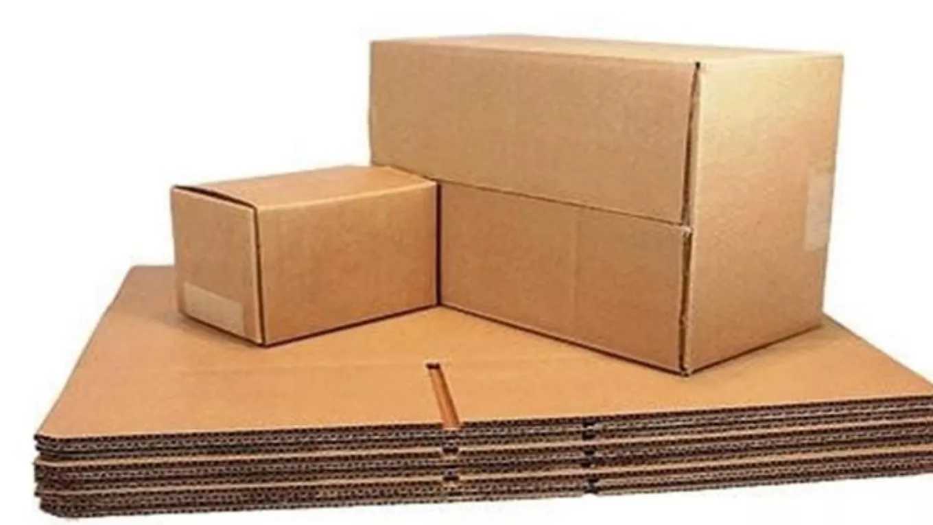 تولید انواع مقوای هارد باکس و مقوای صنعتی روکش دار در مقواسازی آرین در تهران